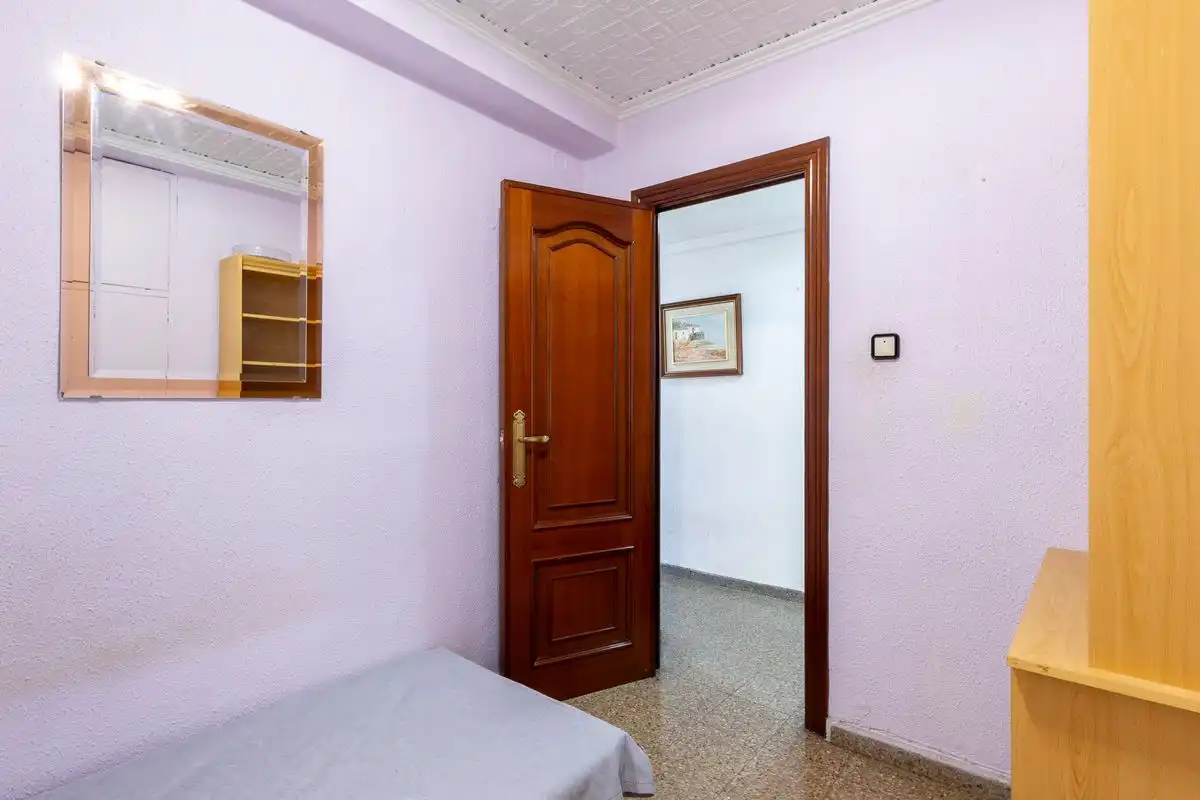 Habitación de Piso en venta en Valencia con Calefacción
