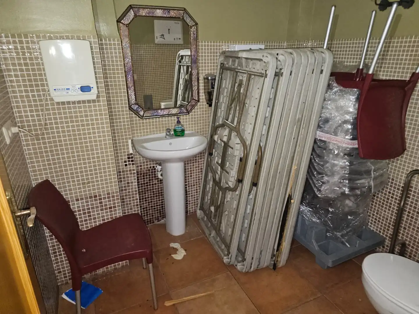 Baño de Local en venta en Valencia