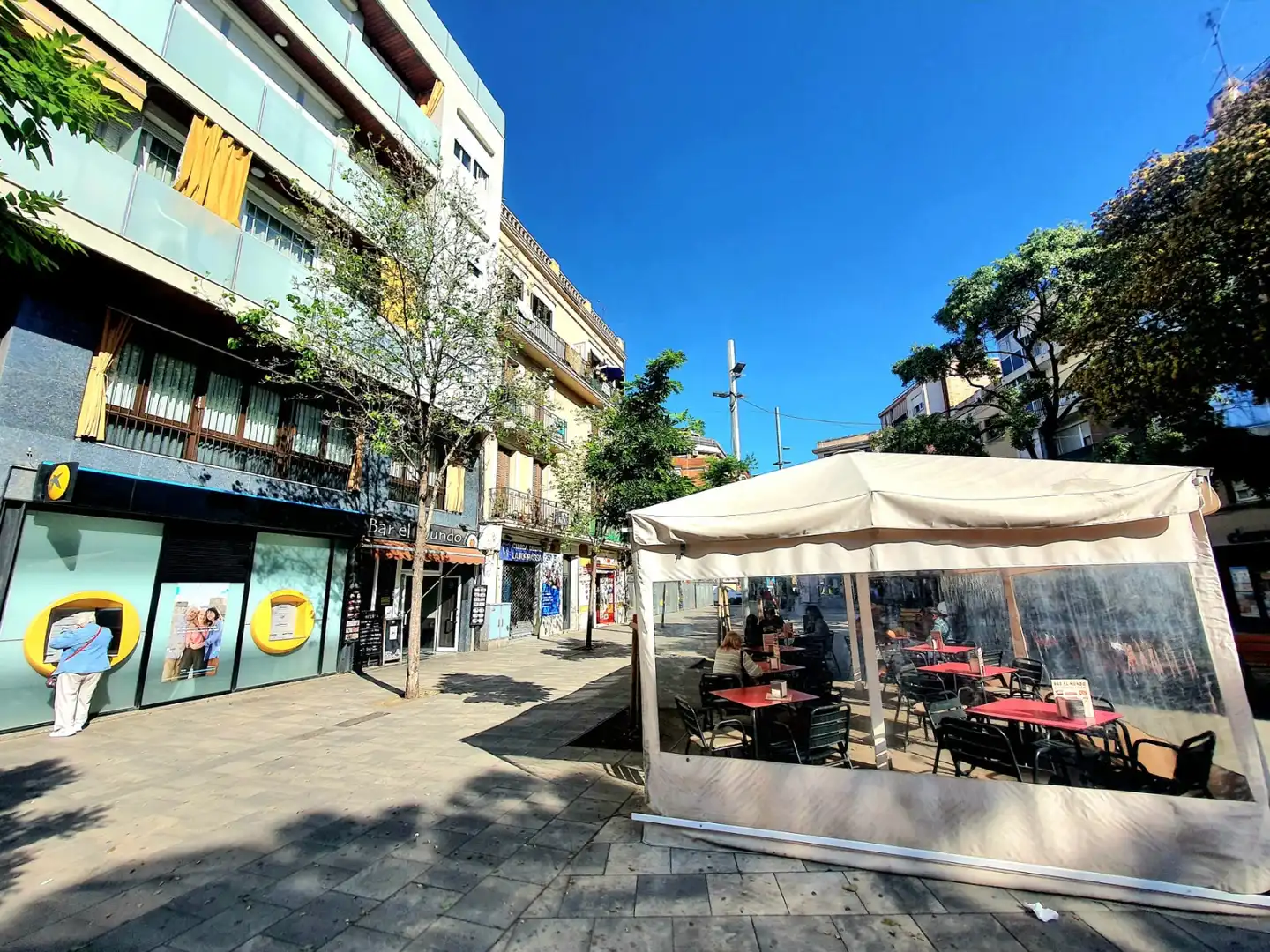 Exterior view of Garage for sale in L'Hospitalet de Llobregat  with Alarm