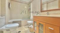 Bathroom of Apartment for sale in Vigo   with Heating, Parquet flooring and Storage room