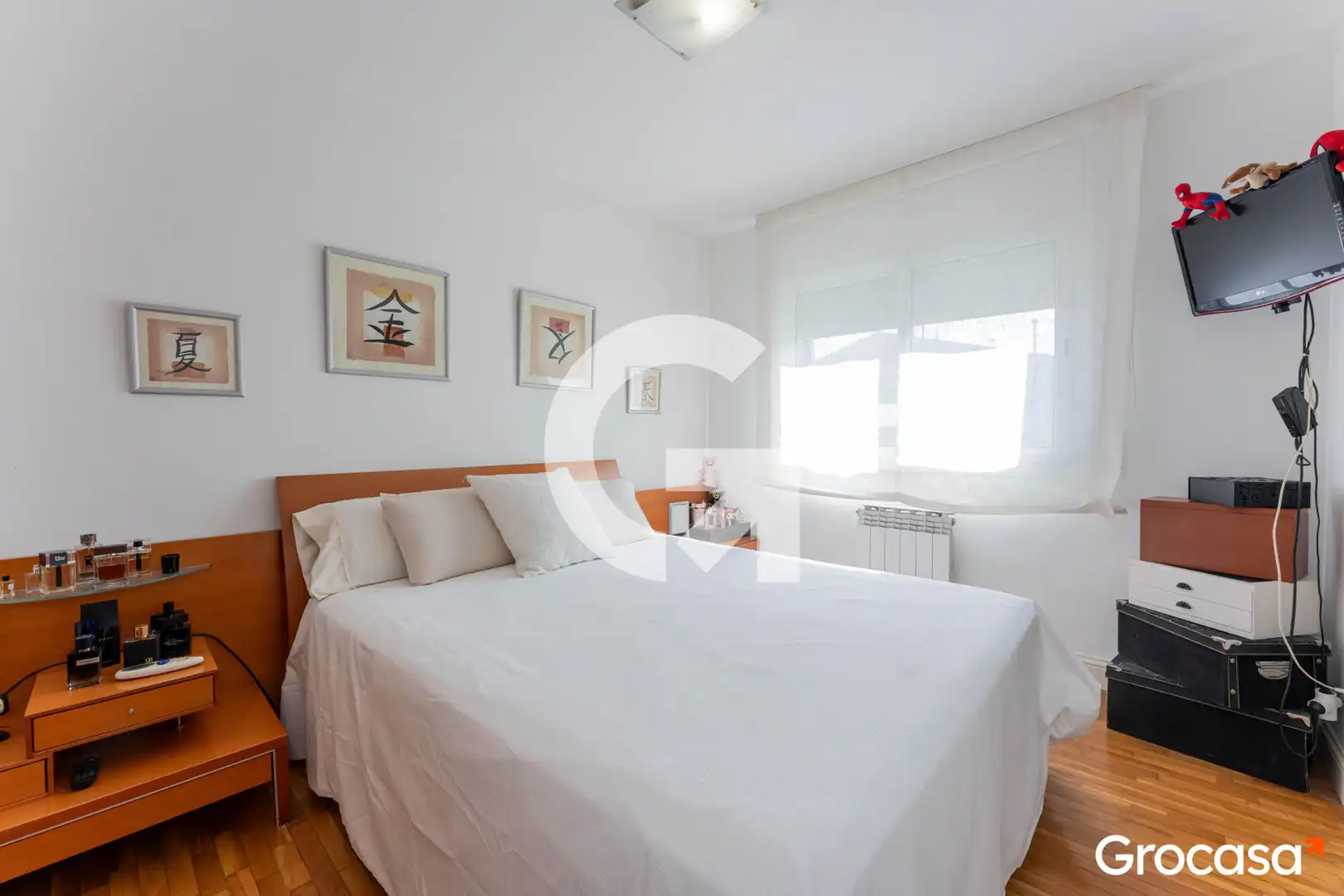Dormitori de Casa adosada en venda en Cornellà de Llobregat amb Aire condicionat, Calefacció i Terrassa