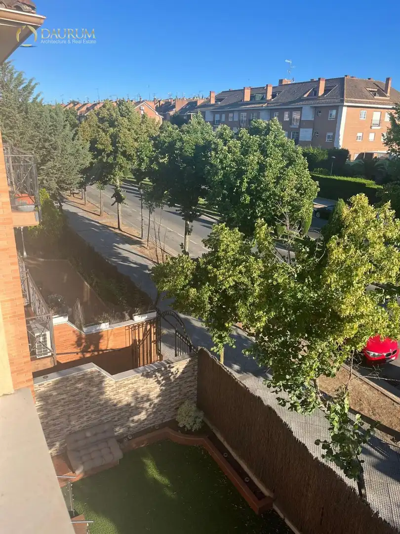 Piso en venta en Principe de Asturias, Centro