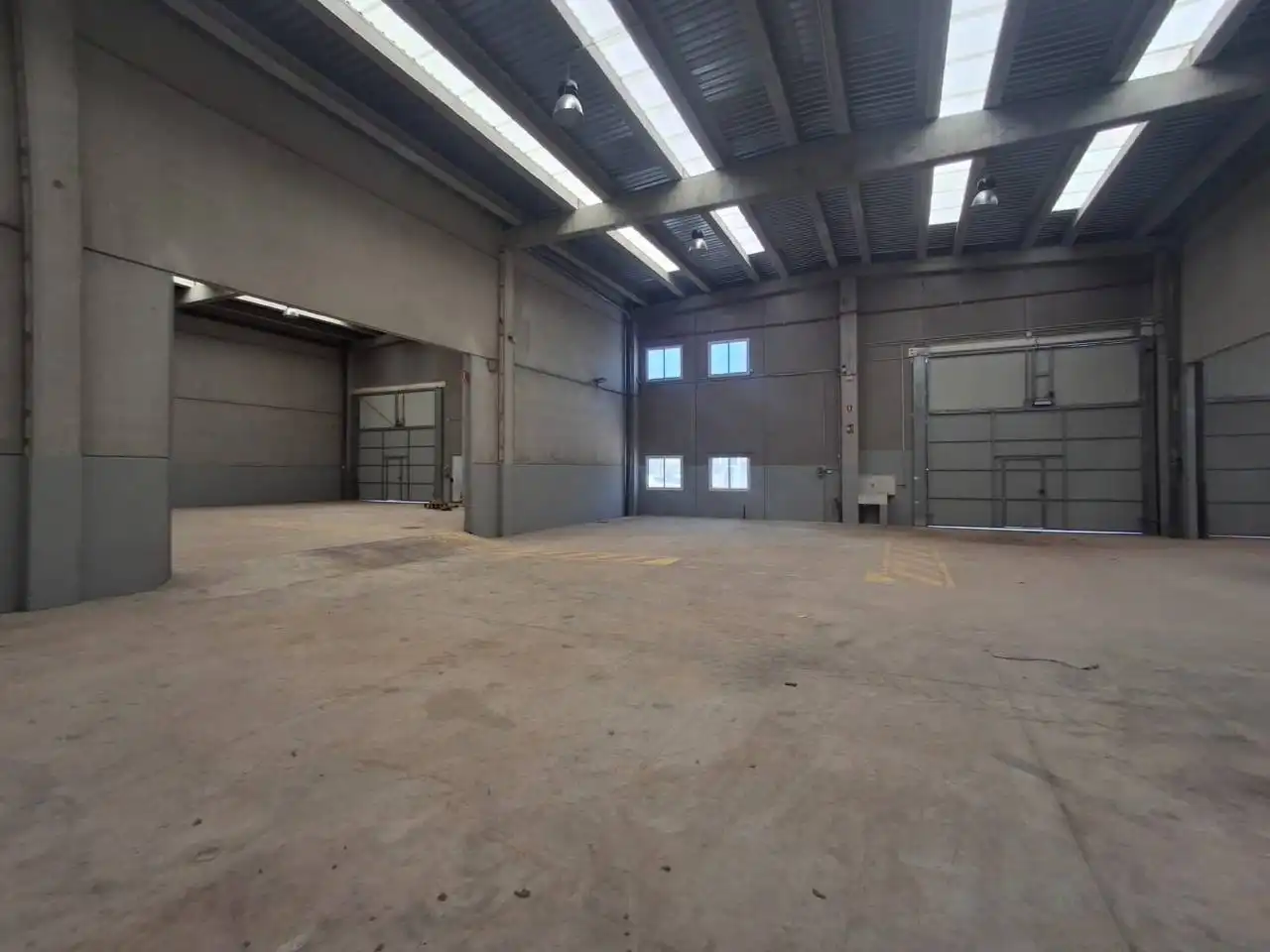 Nau industrial de lloguer a Riba-roja de Túria