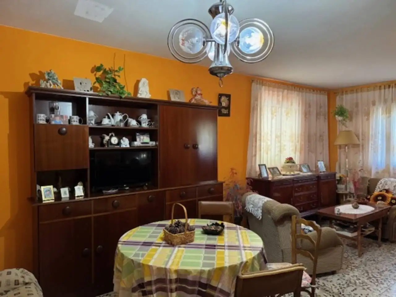 Sala de estar de Casa o chalet en venta en Villavieja del Lozoya con Calefacción, Terraza y Piscina