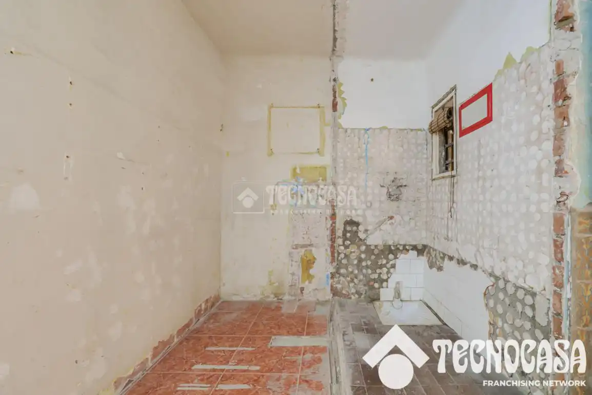 Cocina de Local en venta en Badalona