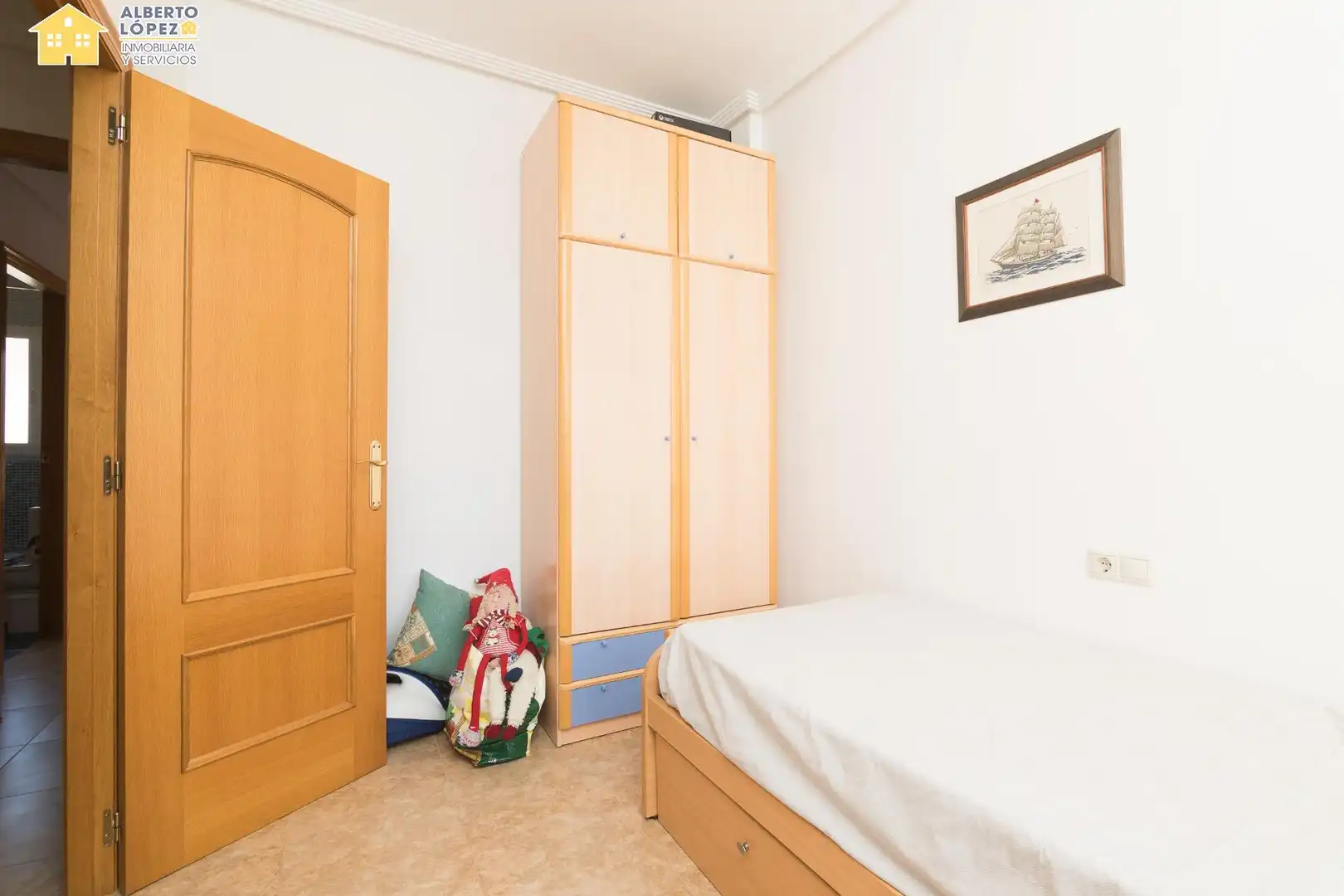 Habitación de Casa adosada en venta en Elche / Elx con Aire acondicionado, Calefacción y Balcón