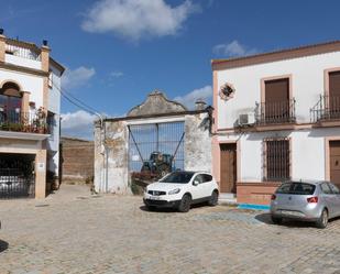 Exterior view of Residential for sale in Paterna del Campo