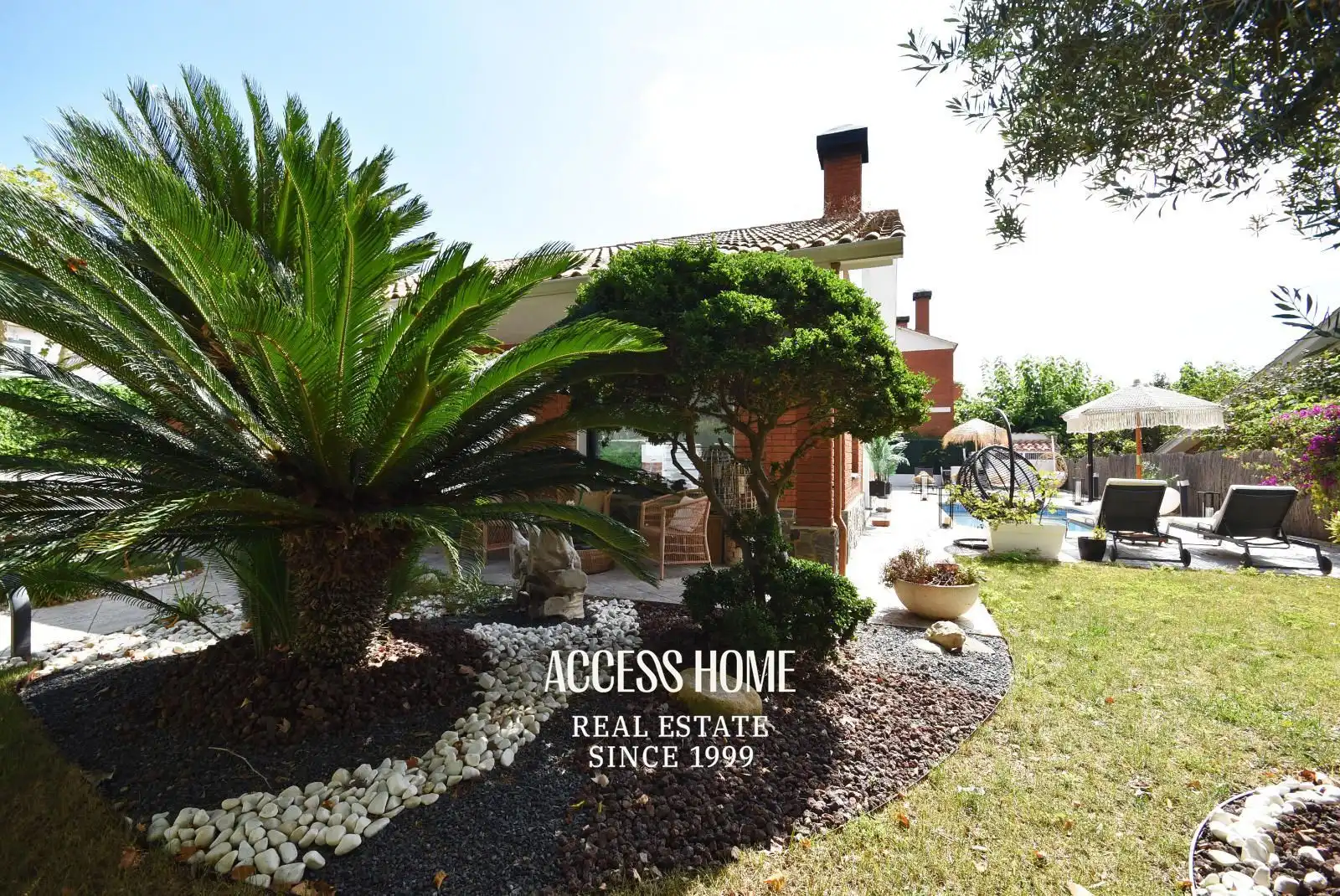 Vista exterior de Casa o chalet en venta en Canet de Mar con Aire acondicionado, Calefacción y Piscina