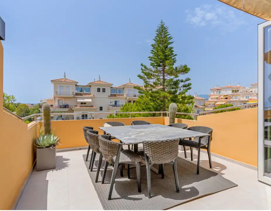 Terraza de Piso en venta en Marbella con Terraza, Amueblado y Horno
