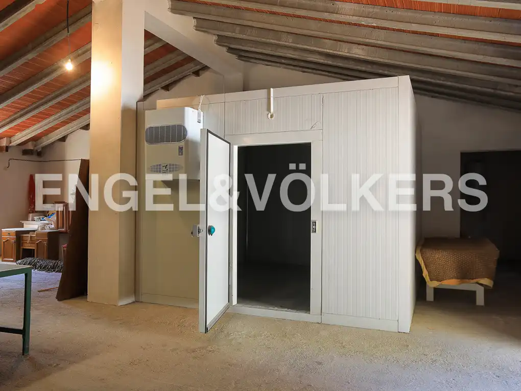 Finca rústica en venda en Ayora amb Calefacció, Jardí privat i Terrassa