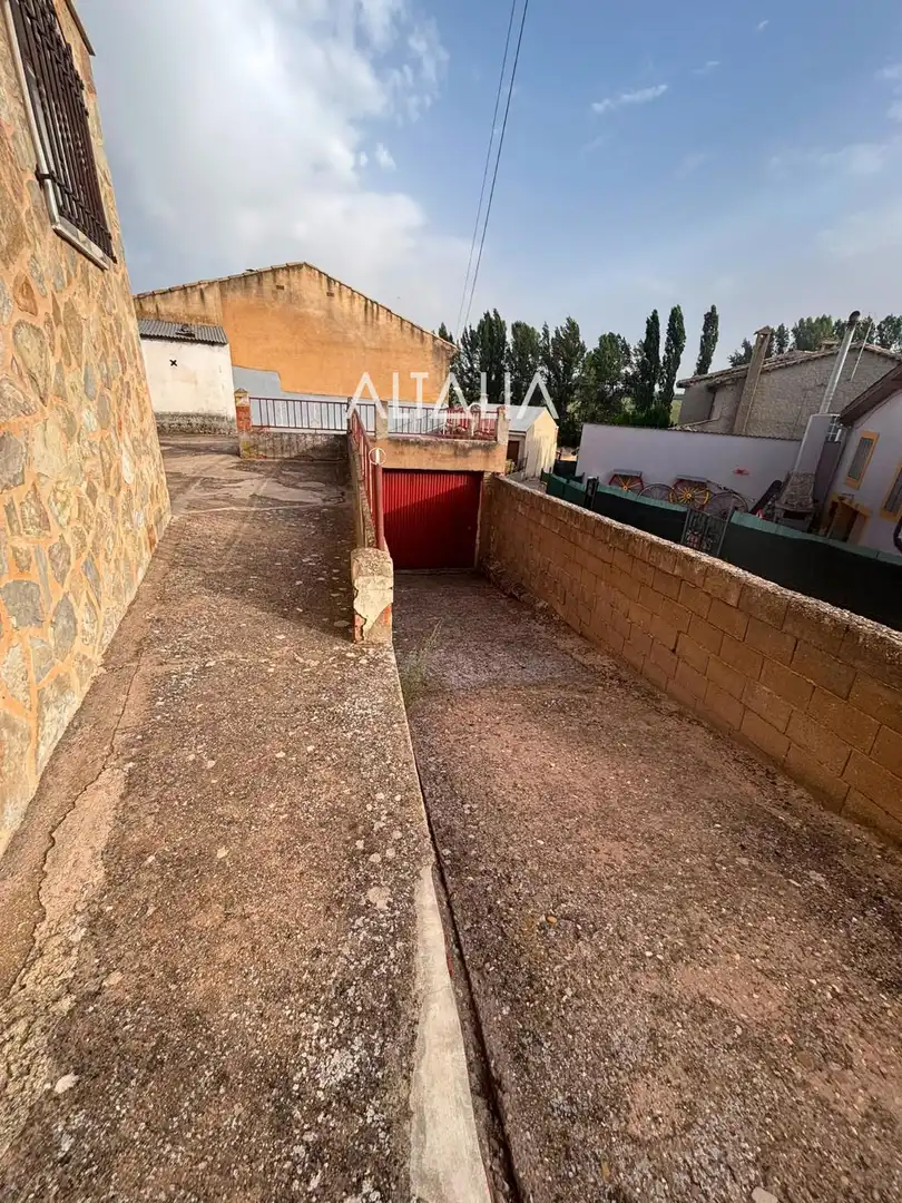 Aparcament de Casa o xalet en venda en Mariana amb Calefacció