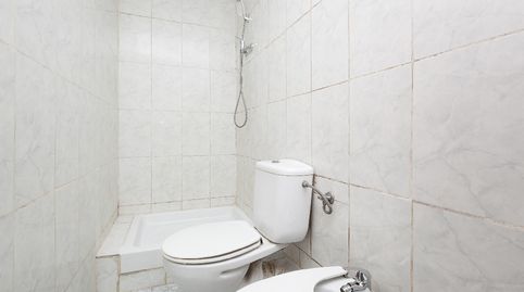 Foto 3 de Piso en venta en Carrer de Calderón de la Barca, 103, La Salut, Badalona