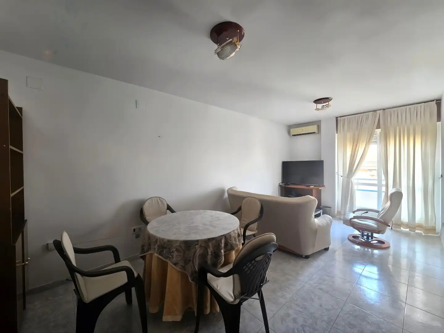 Sala de estar de Piso de alquiler en Plasencia con Terraza, Amueblado y Balcón
