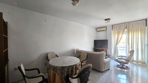 Foto 4 de Piso de alquiler en Avenida Avenida Extremadura, Los Pinos - El Pilar, Plasencia