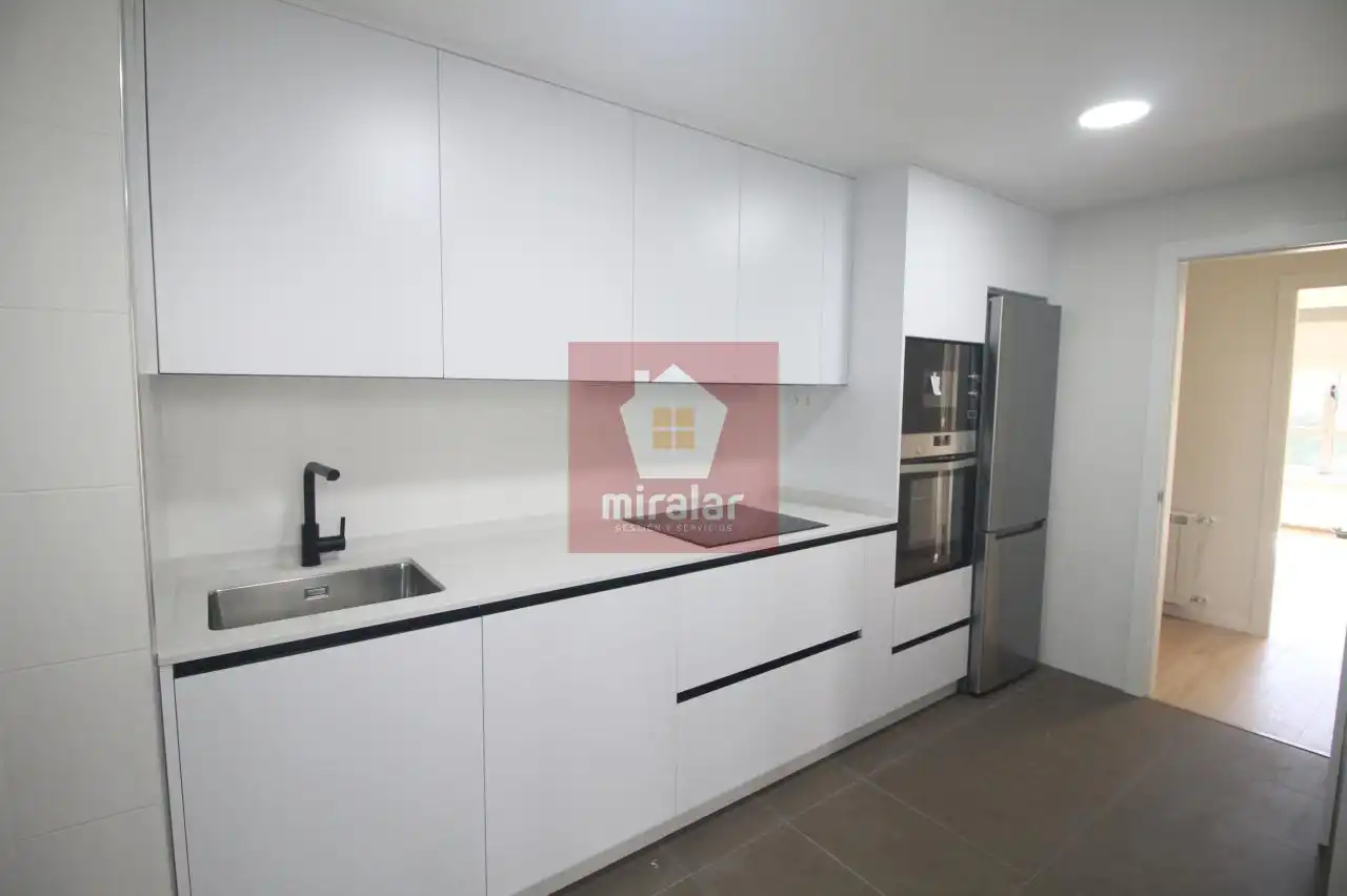 Kitchen of Flat for sale in Salvaterra de Miño  with Heating and Storage room