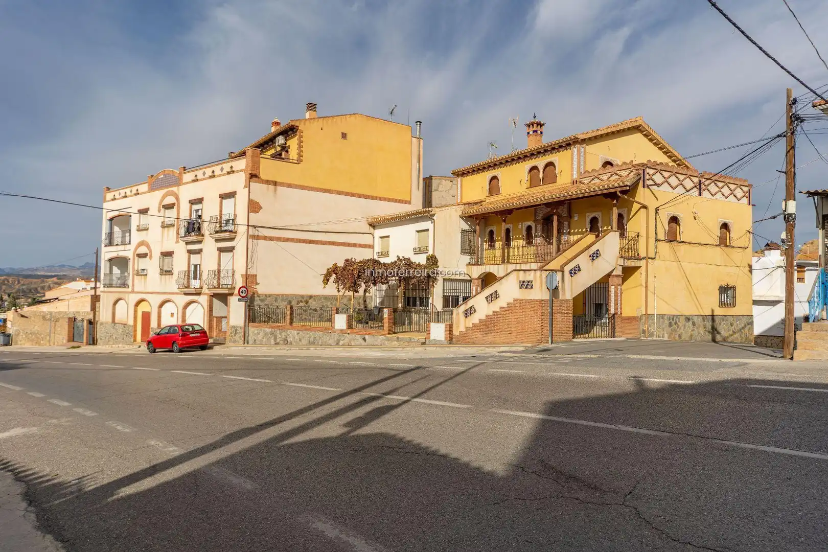 Casa adosada en venda a Purullena