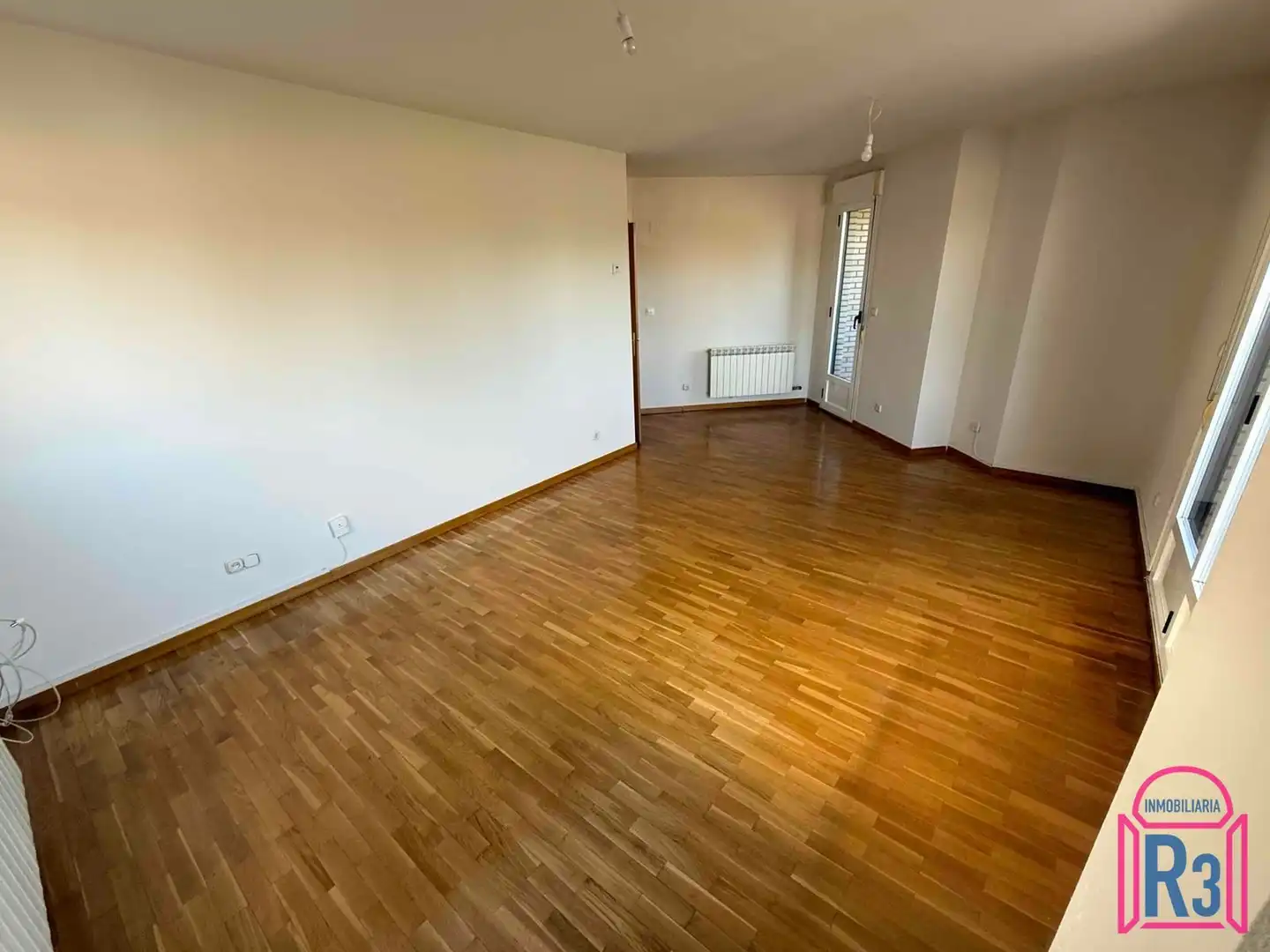 Sala de estar de Piso de alquiler en León Capital  con Calefacción, Terraza y Trastero
