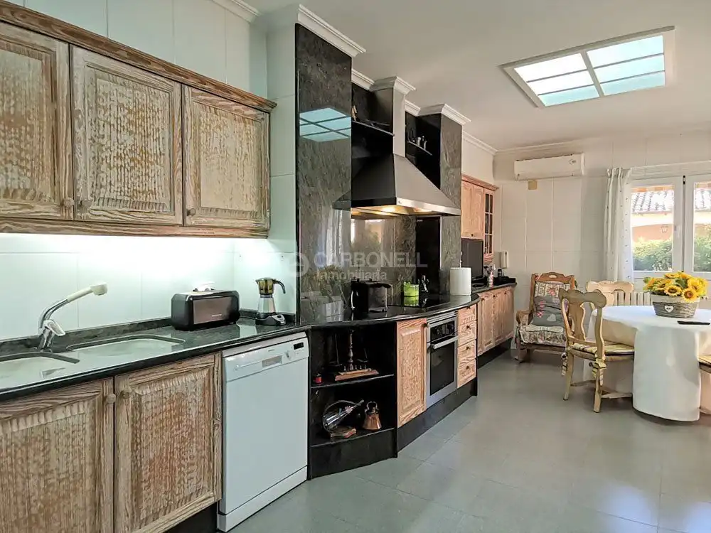 Kitchen of Houses for sale in Alcoy / Alcoi  with Air Conditioner, Heating and Terrace