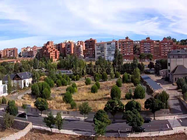 Terreno residencial en Venta en Vereda de las mozas, 42 en Universidad