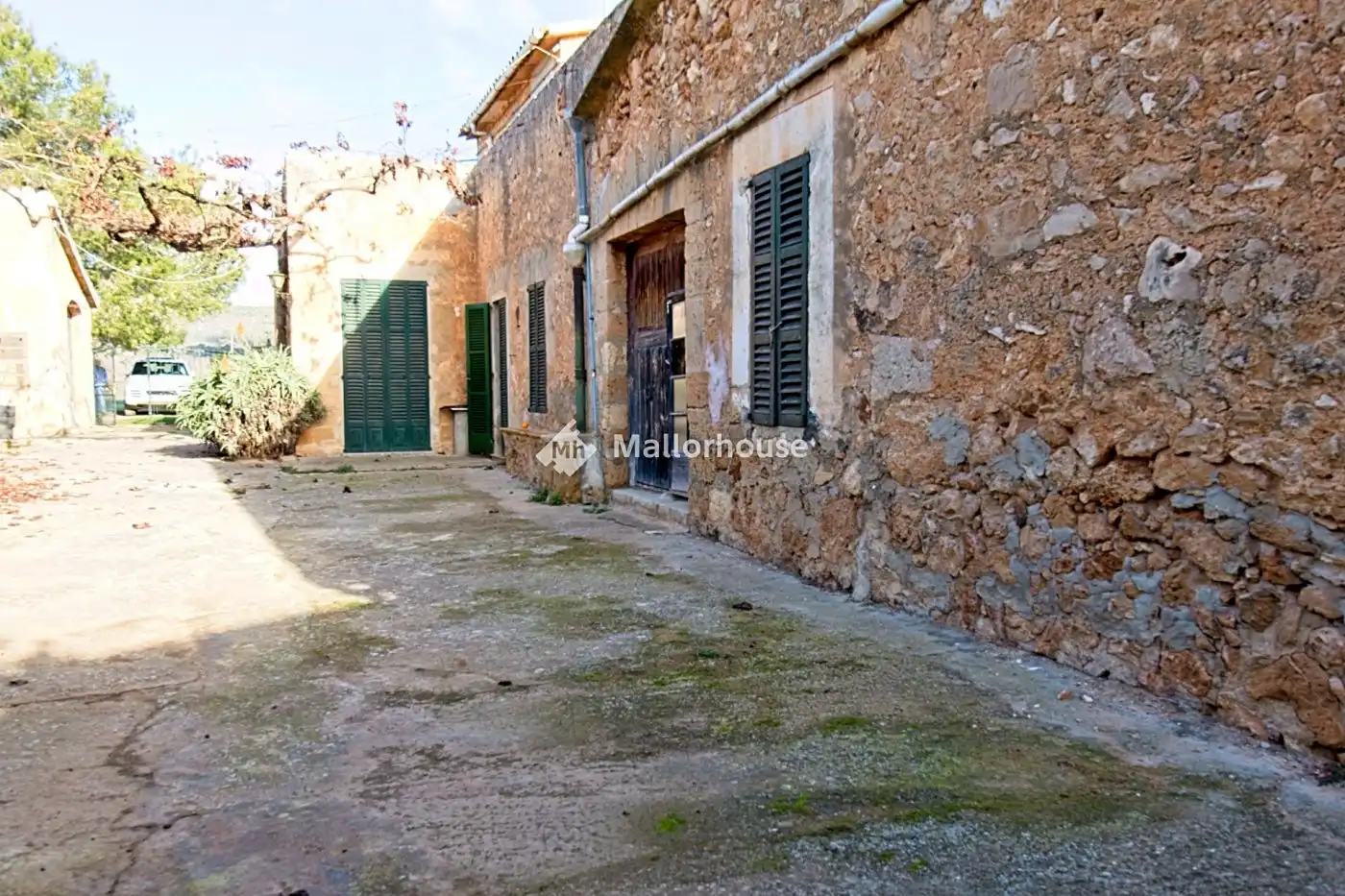 Vista exterior de Finca rústica en venda en  Palma de Mallorca amb Jardí privat, Terrassa i Traster