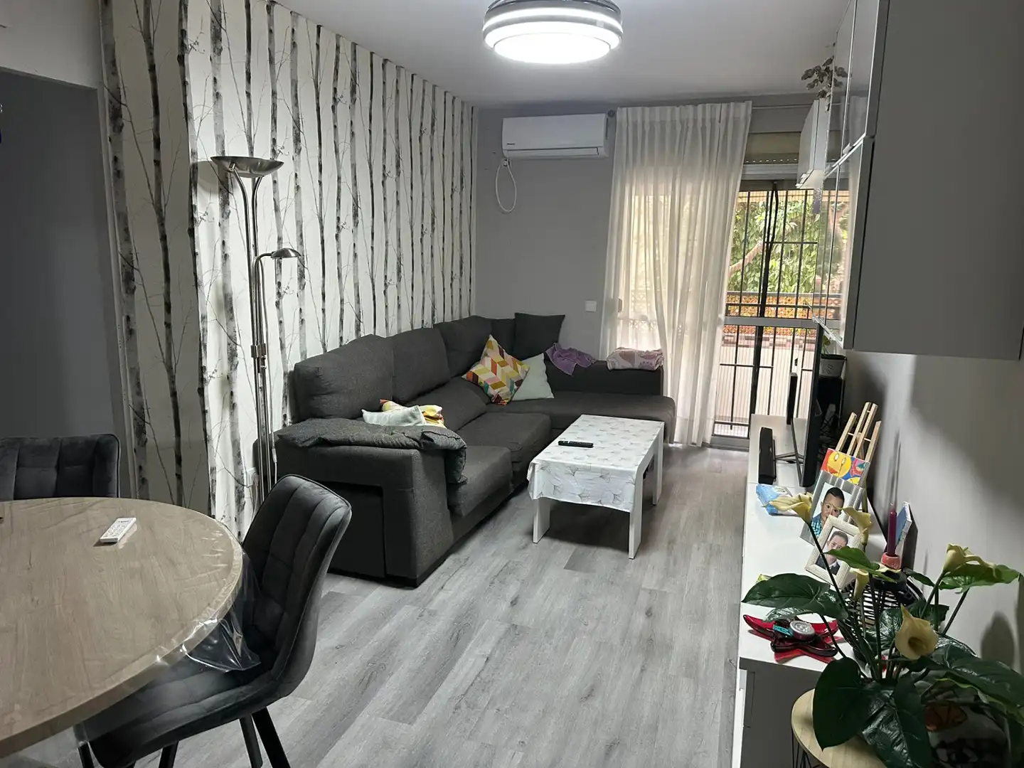 Sala de estar de Piso en venta en Sevilla con Aire acondicionado y Amueblado