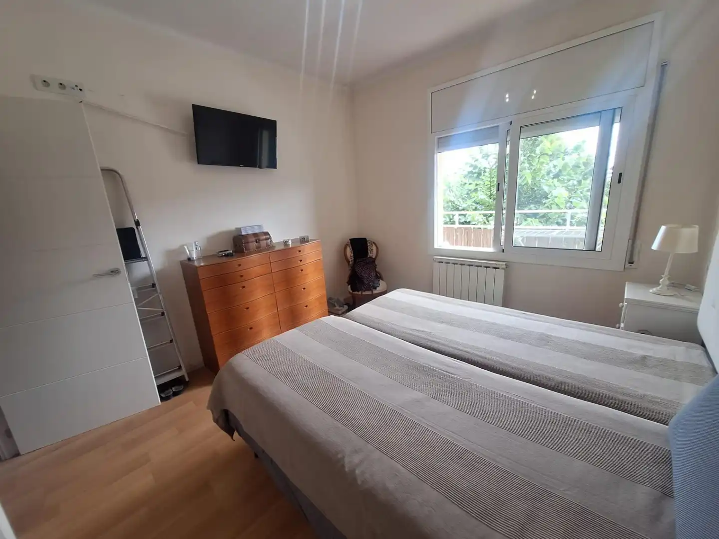 Habitación de Piso en venta en Sabadell con Calefacción, Parquet y Terraza