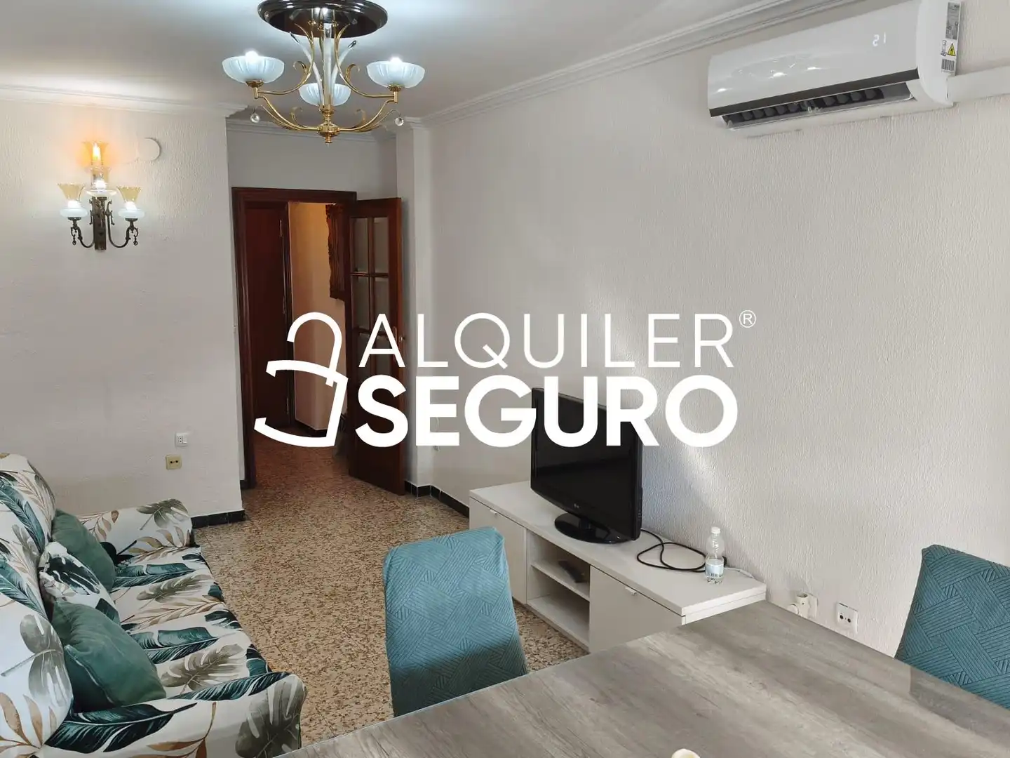 Piso con ascensor en alquiler en De Carmona, imagen 12