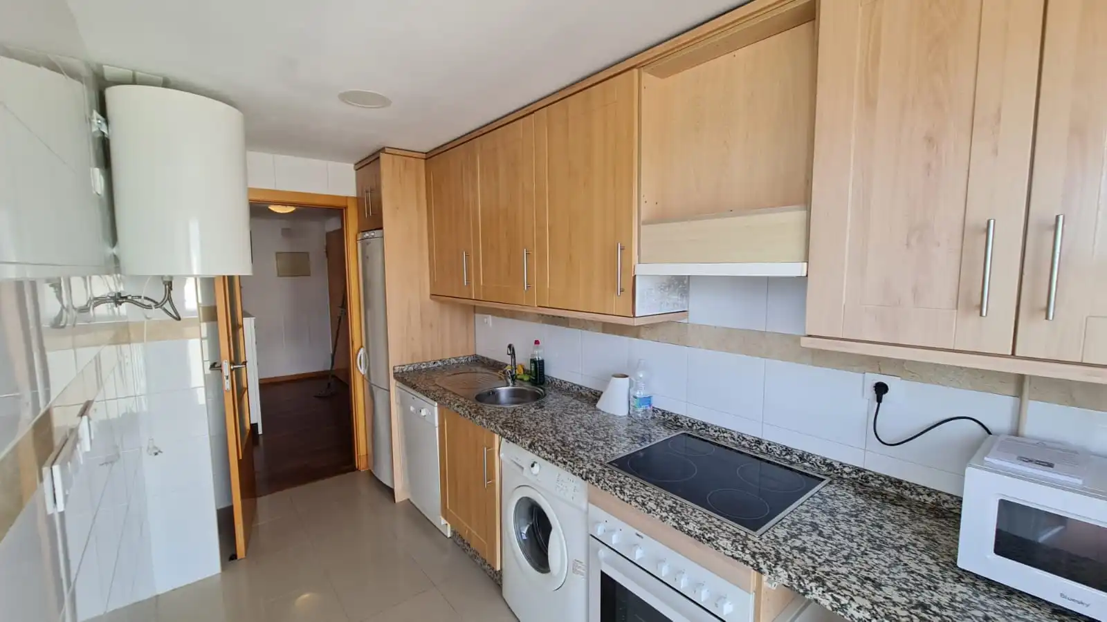 Flat for rent in Calle Ingeniero Vargas Machuca, La Casería - San Carlos