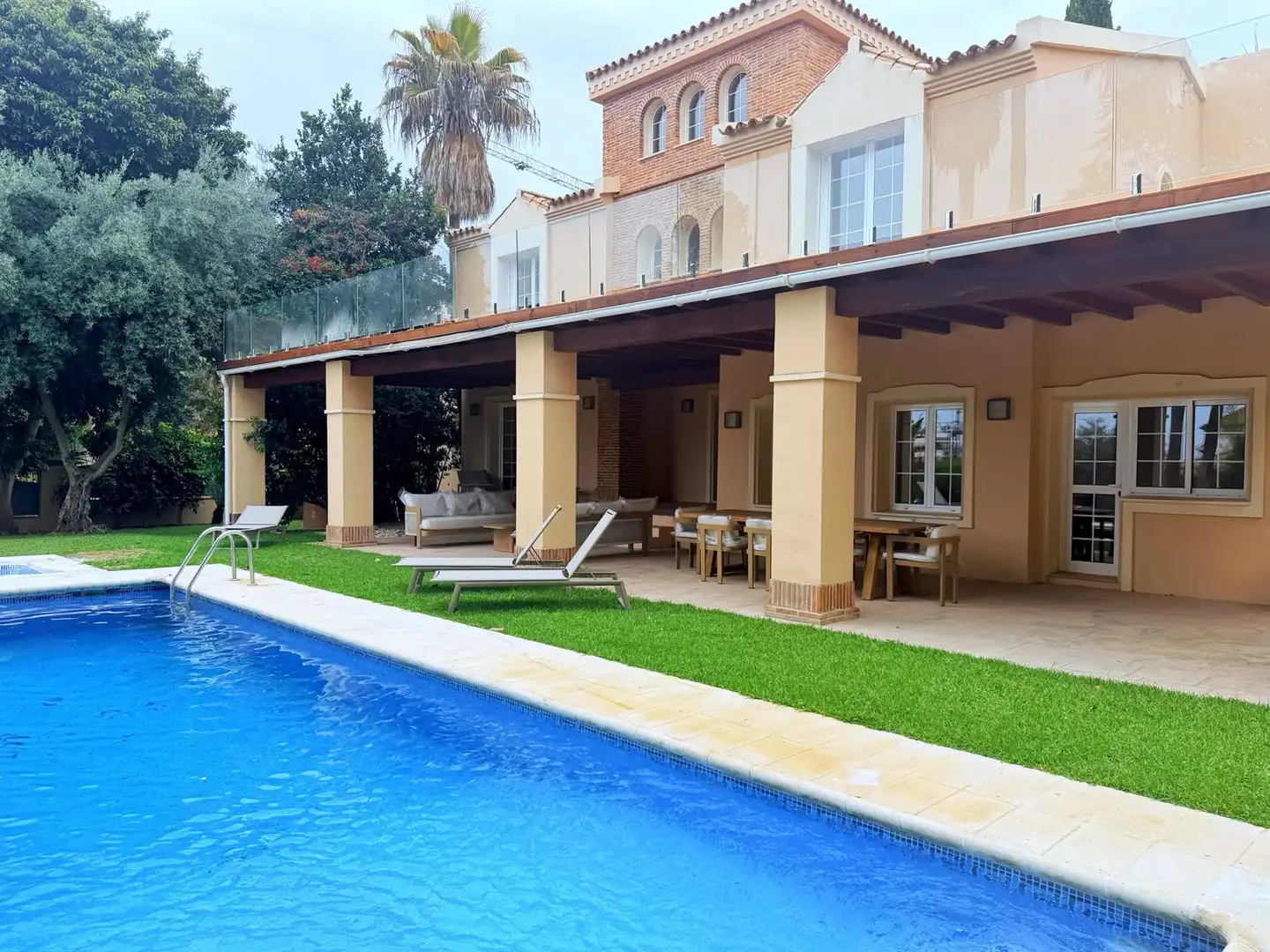 Piscina de Casa o chalet de alquiler en Benahavís con Aire acondicionado, Terraza y Trastero