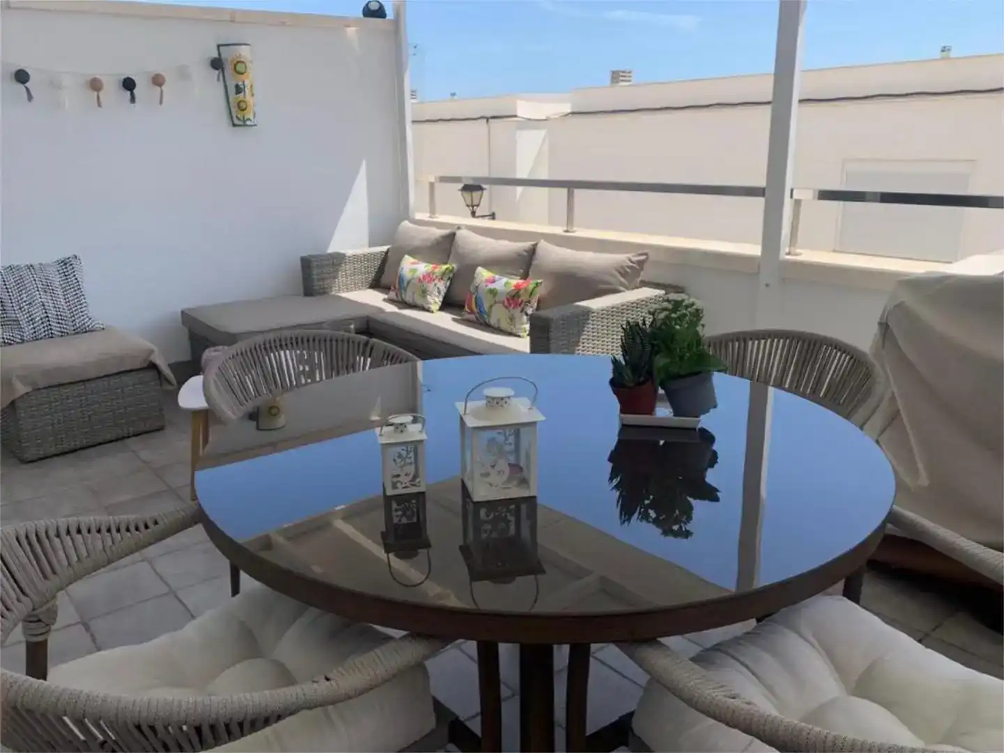 Terrassa de Dúplex de lloguer en Carboneras amb Aire condicionat, Piscina i Moblat