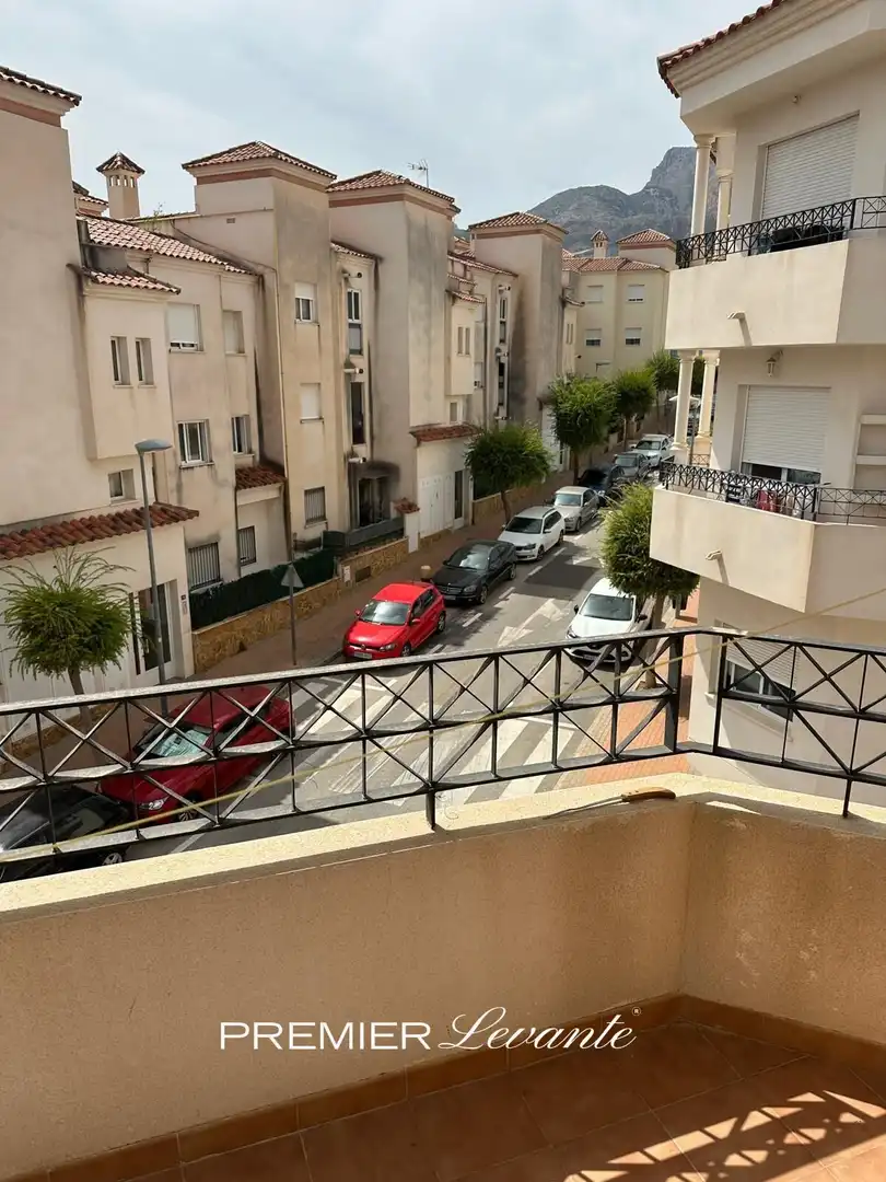 Wohnung mit Terrasse zum Verkauf in La Nucia Pueblo
