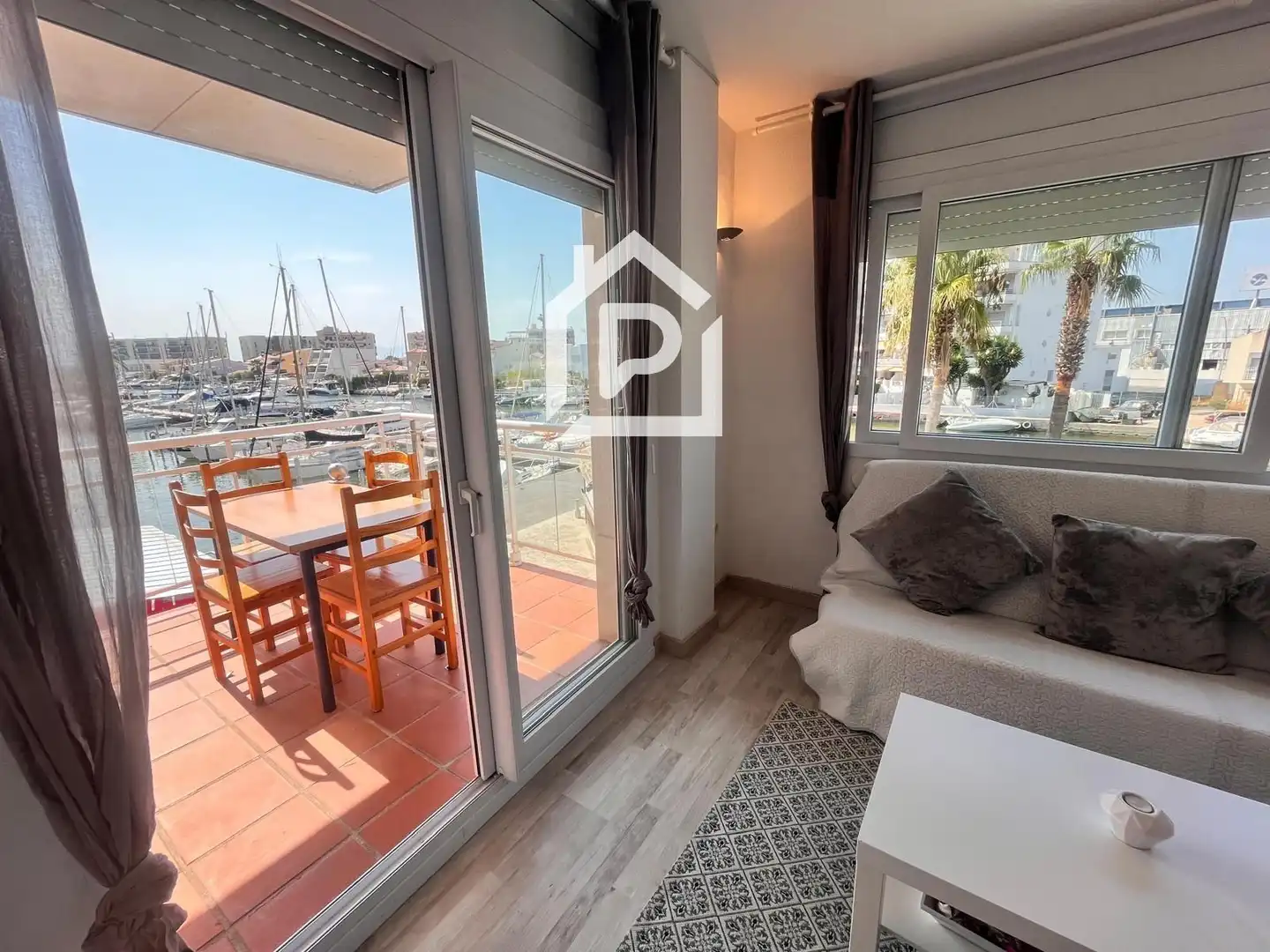 Piso con piscina en venta en PORT CANIGÓ, imagen 3