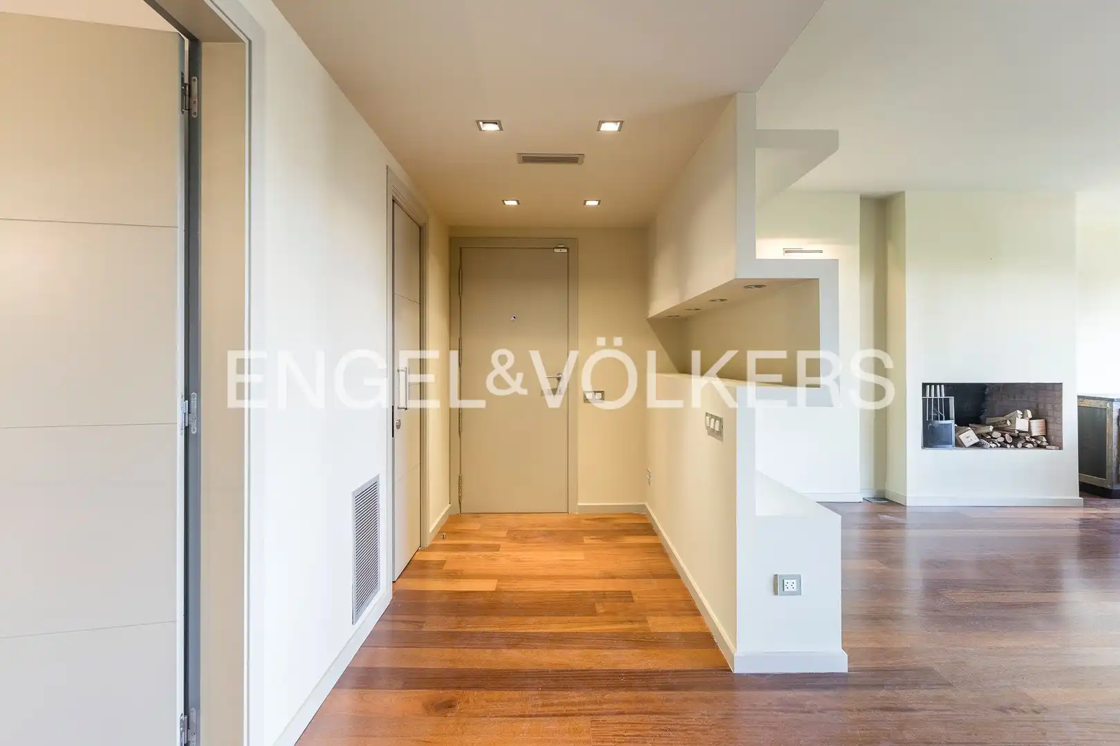 Apartamento de alquiler en Barcelona con Calefacción, Parquet y Terraza