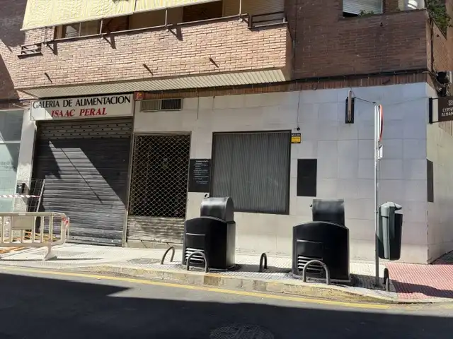 Business premises for sale in Isaac Peral