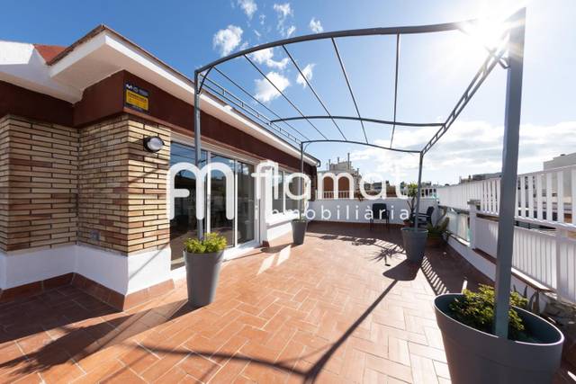 Piso en Venta en Carrer del Torrent de l'Olla en Vila de Gràcia