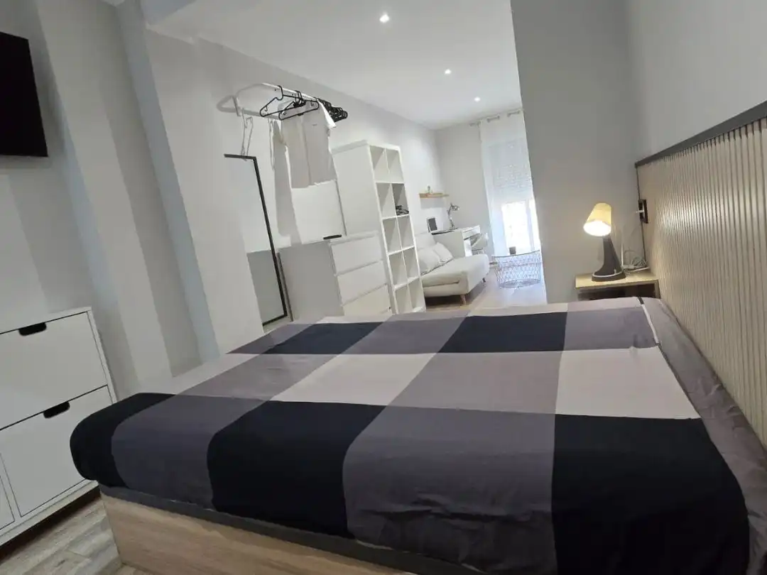 Habitación de Piso en venta en  Valencia Capital con Aire acondicionado y Balcón