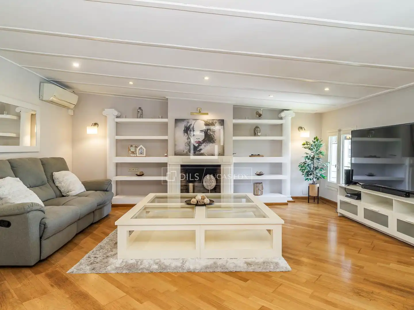 Sala d'estar de Pis en venda en Barcelona amb Aire condicionat i Calefacció