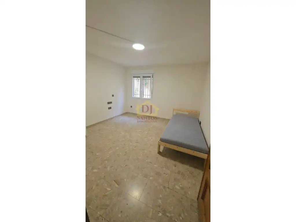 Dormitori de Pis de lloguer en Centro