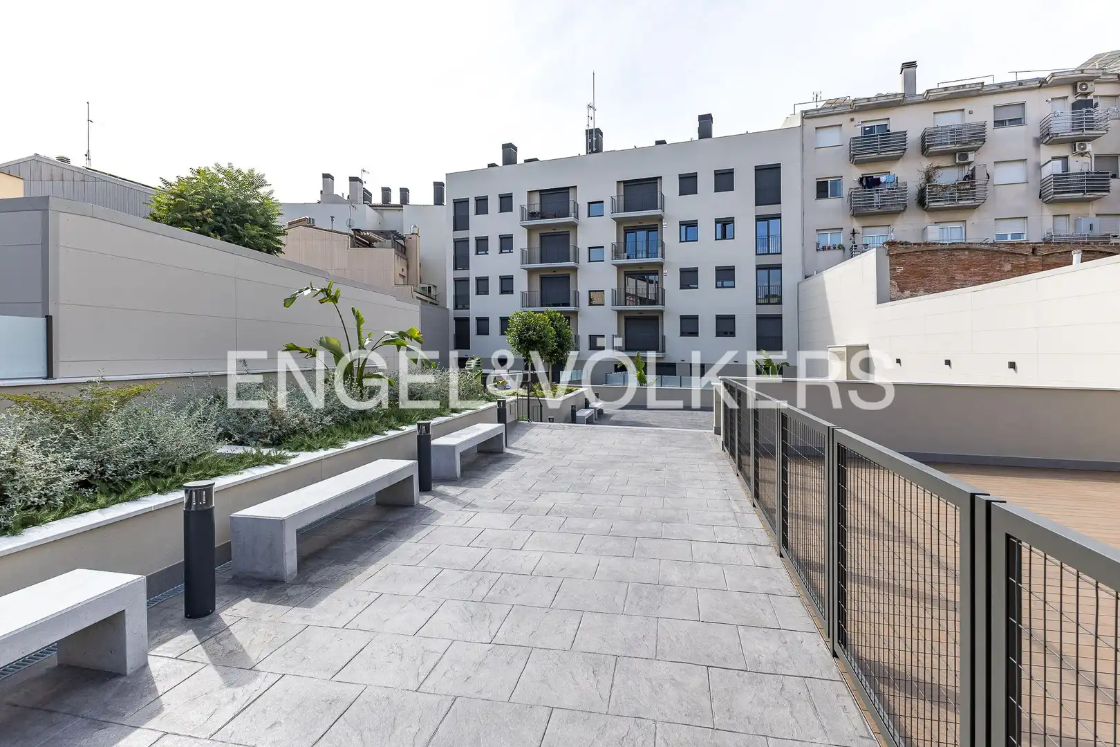 Terrassa de Pis de lloguer en Sabadell amb Aire condicionat, Calefacció i Piscina
