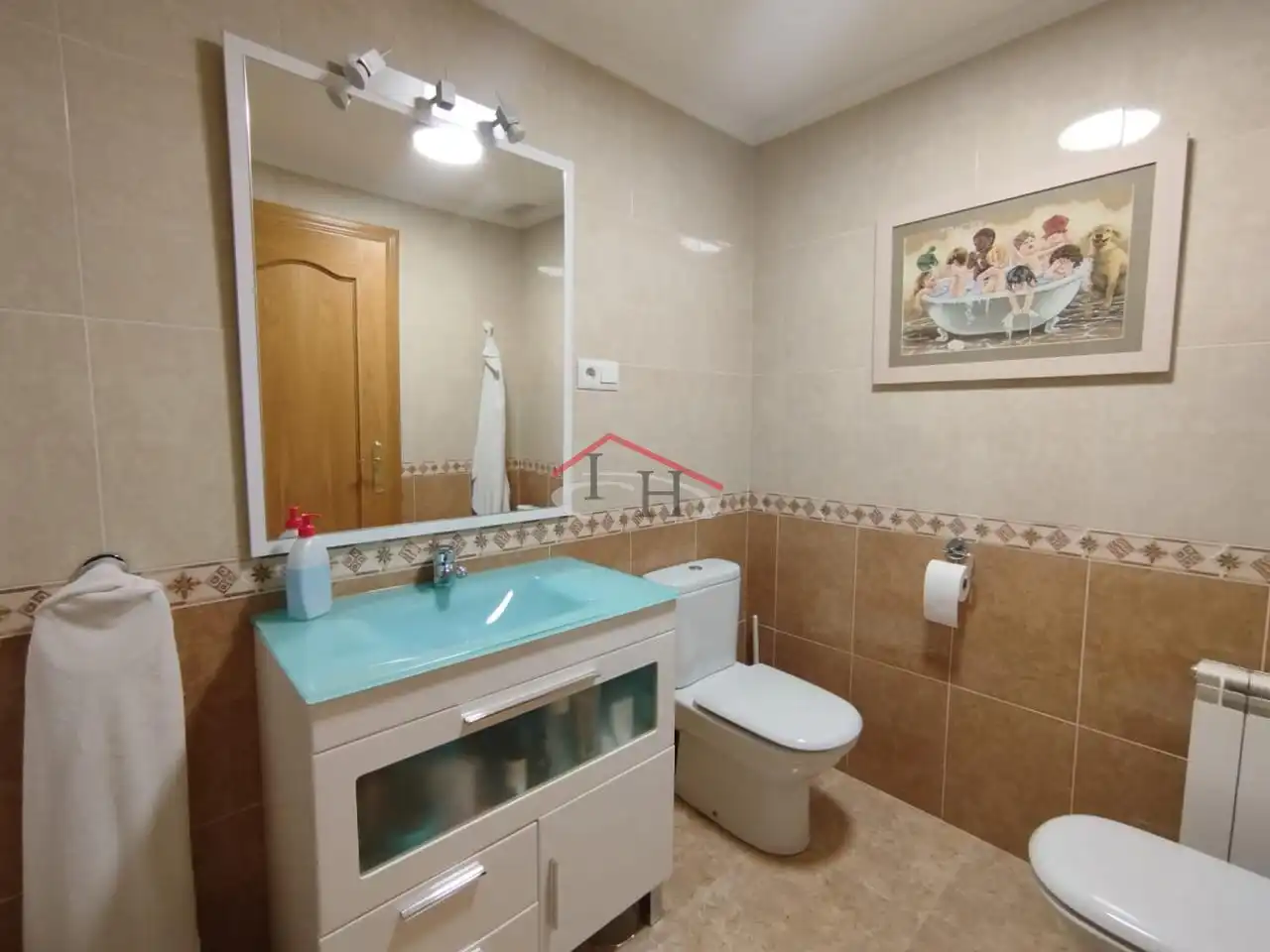 Bathroom of Apartments for sale in San Andrés del Rabanedo  with Heating, Parquet flooring and Terrace