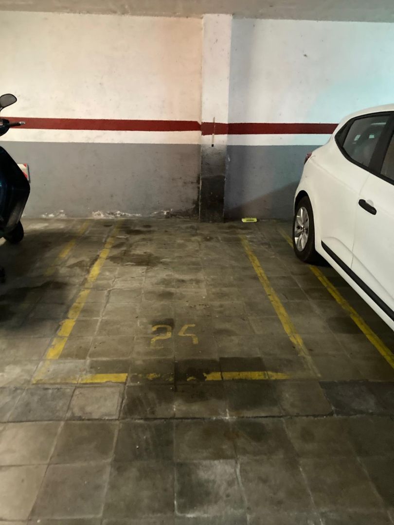 Aparcament de Garatge en venda en  Barcelona Capital