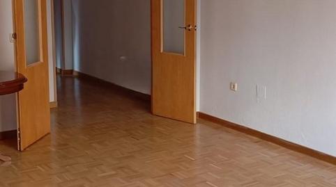 Foto 3 de Piso en venta en Amposta,  Madrid Capital