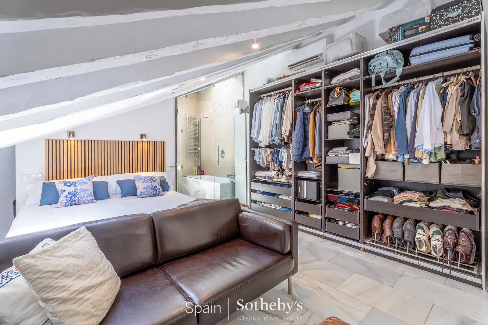 Habitación de Ático de alquiler en Madrid con Aire acondicionado, Calefacción y Terraza