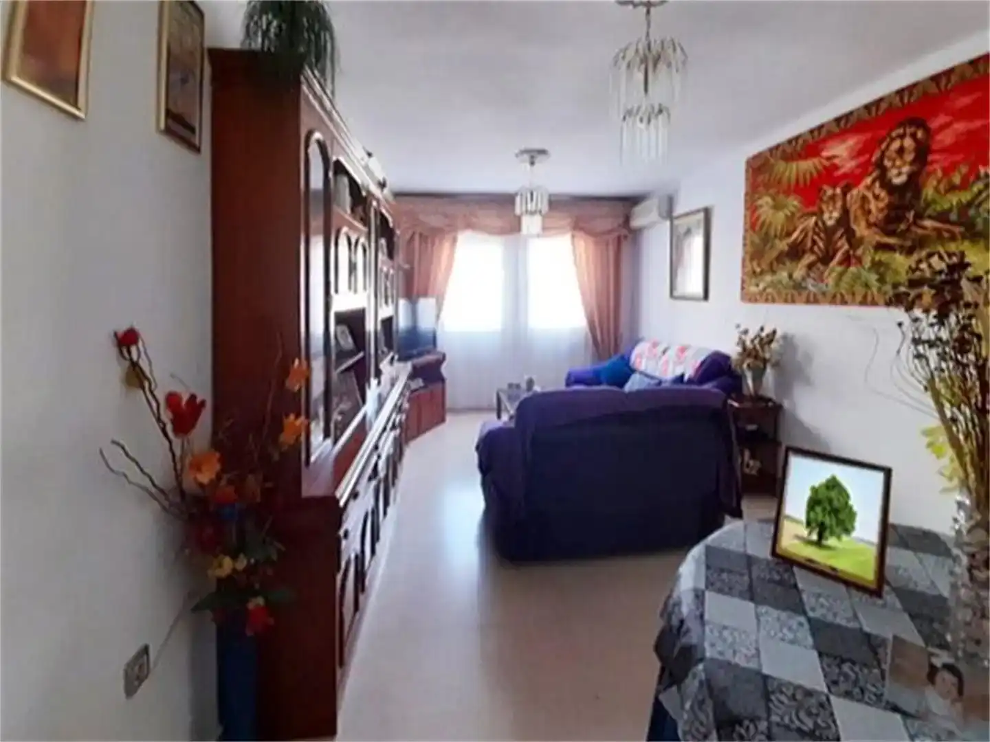 Sala d'estar de Casa adosada en venda en Monturque amb Aire condicionat i Balcó