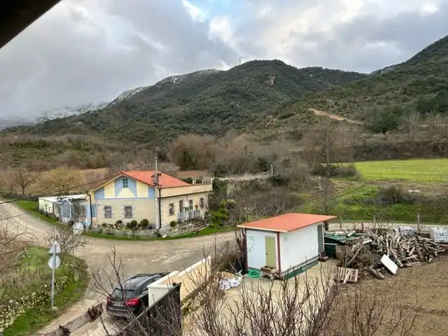 Vista exterior de Casa o chalet en venta en Valle de Tobalina
