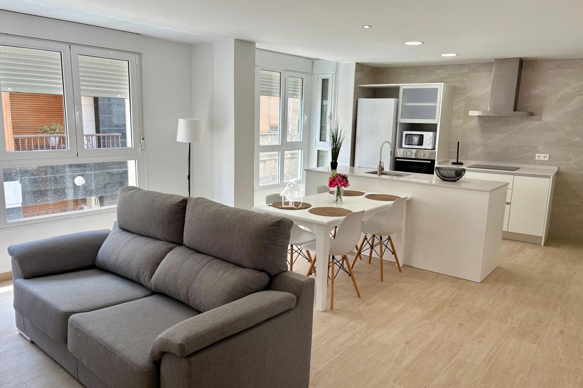 Living room of Apartment to rent in Bigastro  with Terrace, Furnished and Oven