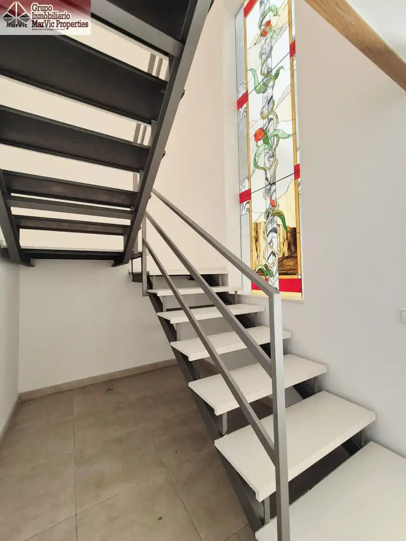 Casa aparellada amb terrassa en venda a L'Albir, imagen 15