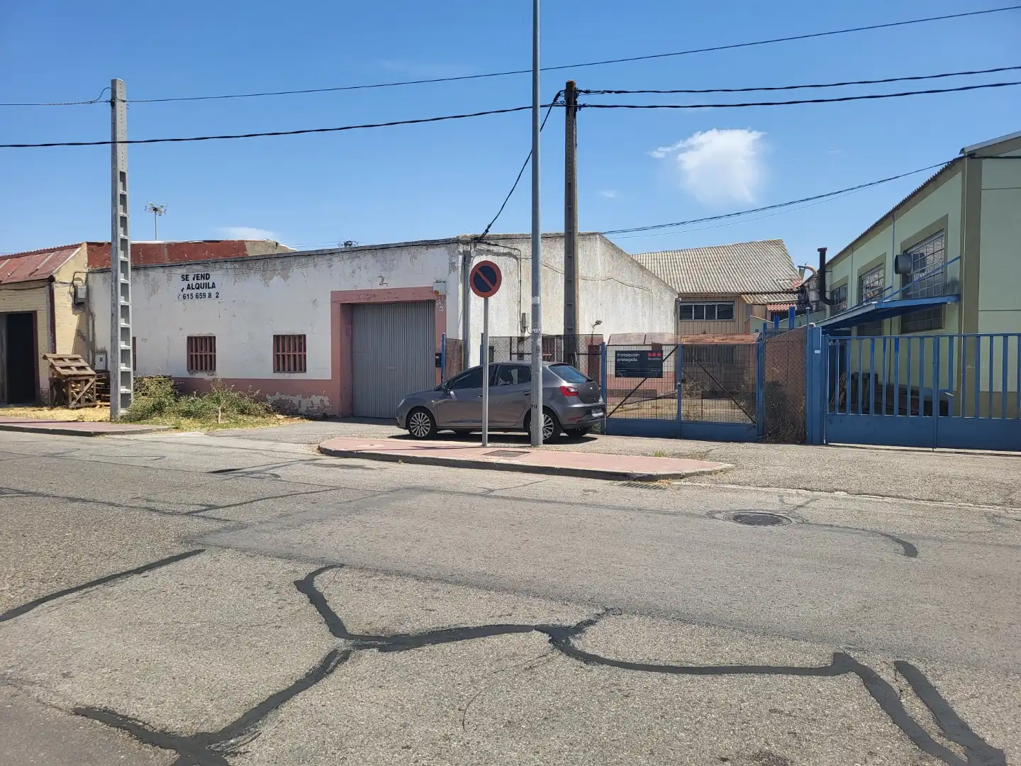 Vista exterior de Local de lloguer en Pinto
