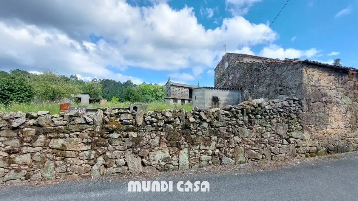 Exterior view of Houses for sale in Boiro