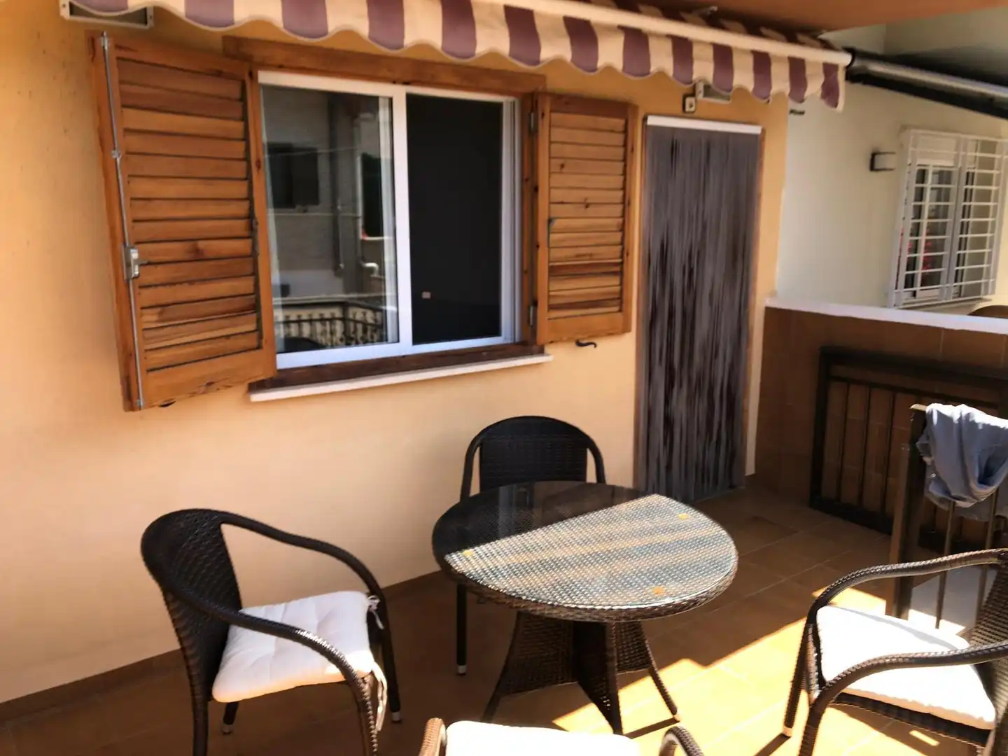 Terrasse von Einfamilien-Reihenhaus zur Miete in Oropesa del Mar / Orpesa mit Terrasse